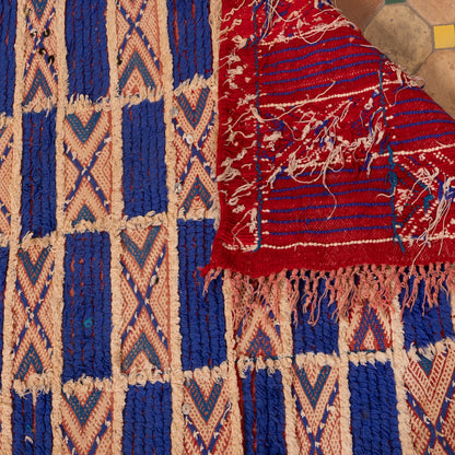 Vintage Moroccan Berber Rug | Handwoven Wool Rug with Bold Blue & Geometric Patterns ; 5,09 ft / 2,79 ft