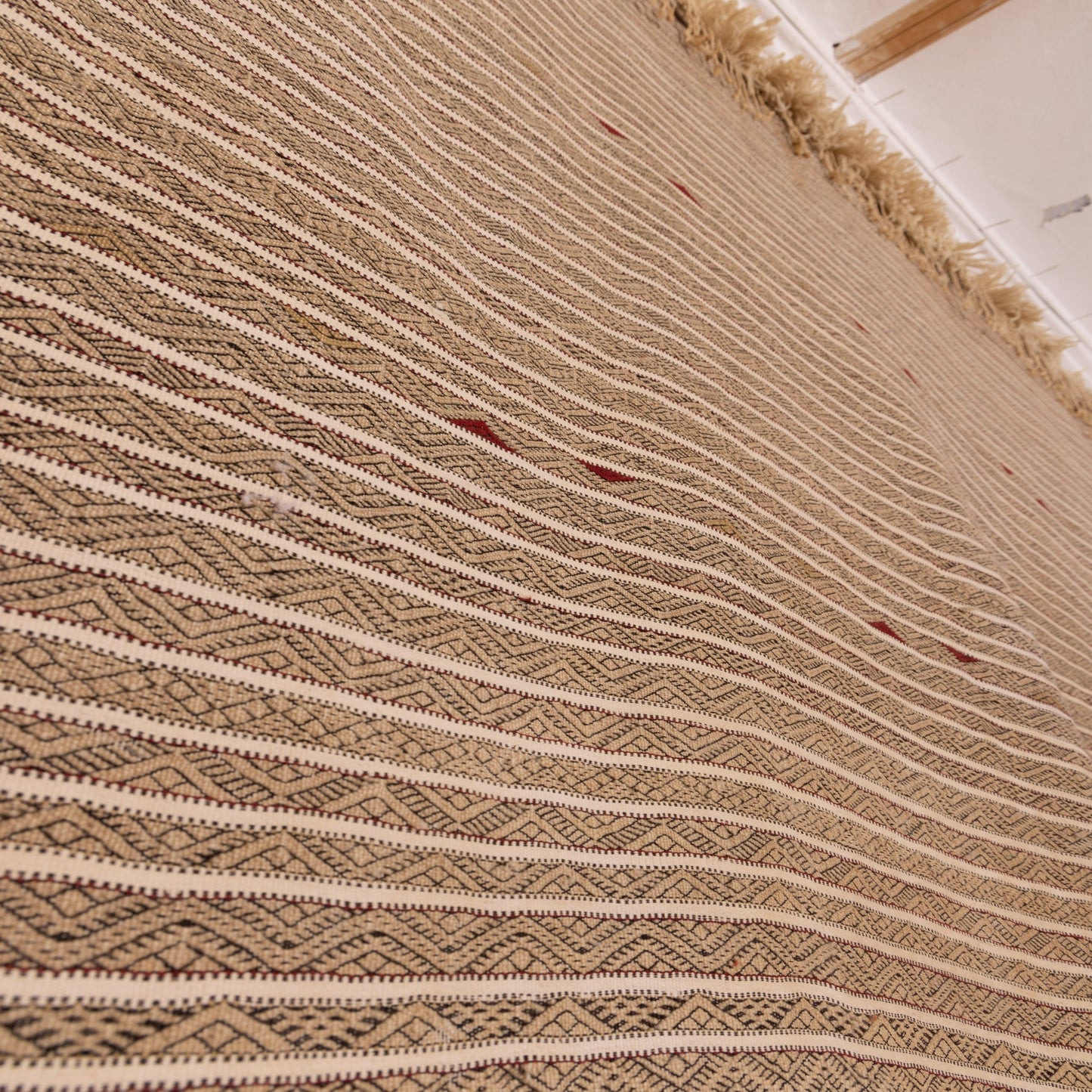 Authentic Vintage Moroccan Handira Rug | Beige Berber Striped Wool Blanket | Handwoven Bohemian Textile ;  10,99 ft / 6,23 ft