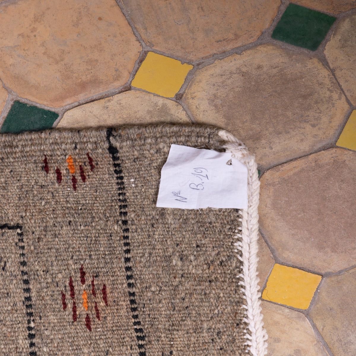 Handwoven Moroccan Akhnif Rug – Earthy Berber Wool & Cotton Carpet