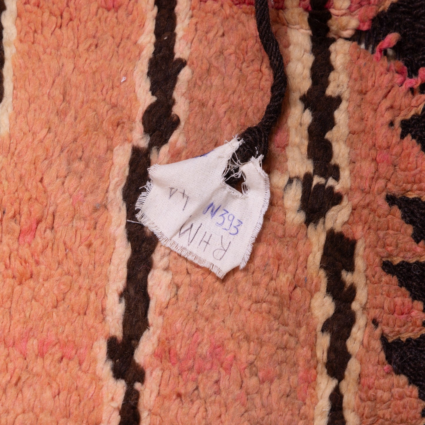 Vintage Moroccan Rehamna Rug – Handwoven Berber Carpet with Earthy Tones & Abstract Lines ; 9,84 ft / 6,07 ft