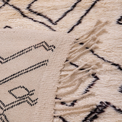 Authentic Mrirt Rug – Handmade Moroccan Wool Carpet – Minimalist Geometric Berber Rug – Luxury Soft & Thick Wool Area Rug