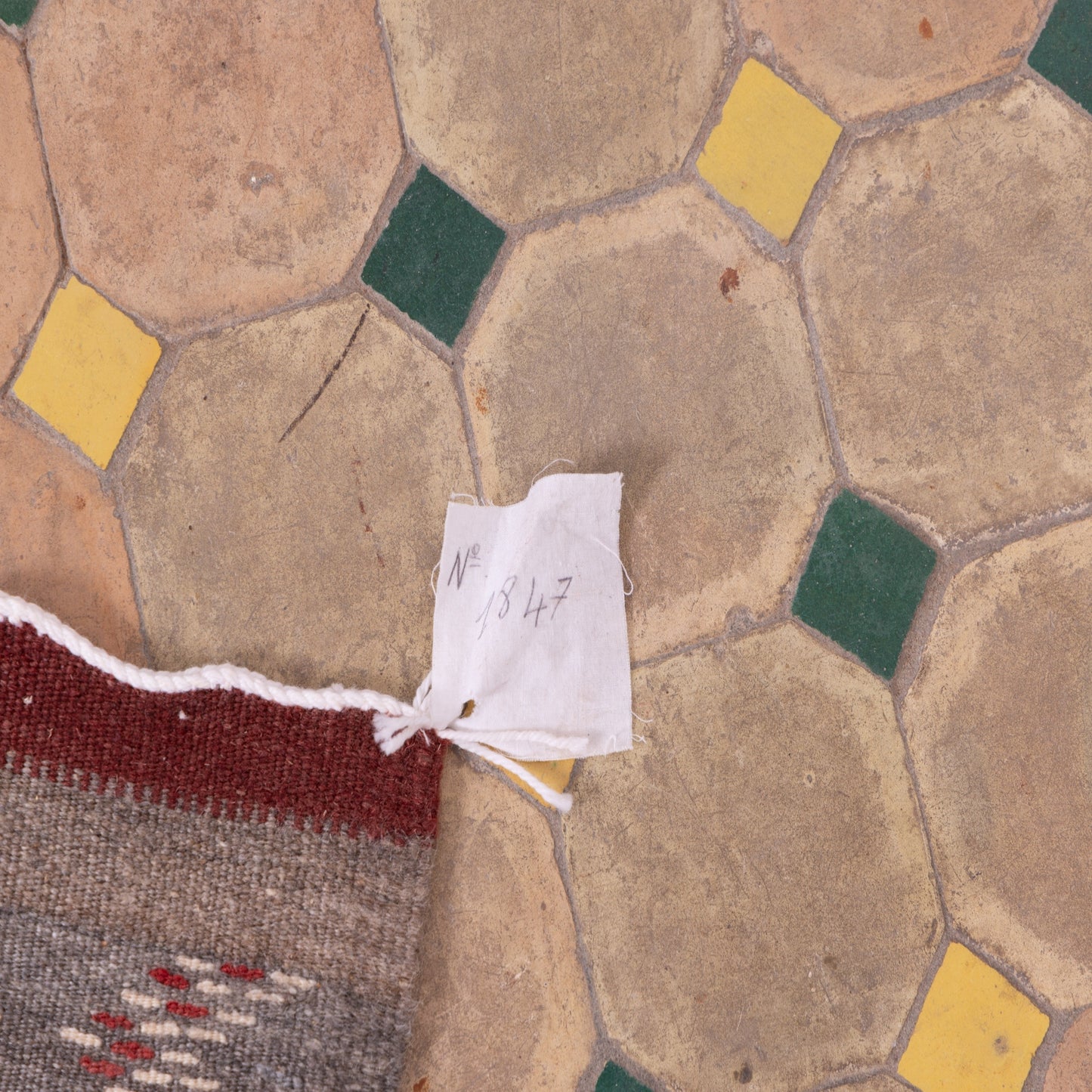 Handwoven Moroccan Akhnif Rug – Patchwork Bohemian Beauty ; 6,89 ft / 3,28 ft