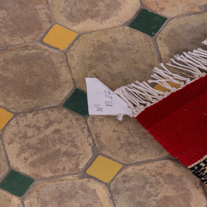 Handwoven Moroccan Akhnif Rug – Bold Berber Wool & Cotton Carpet