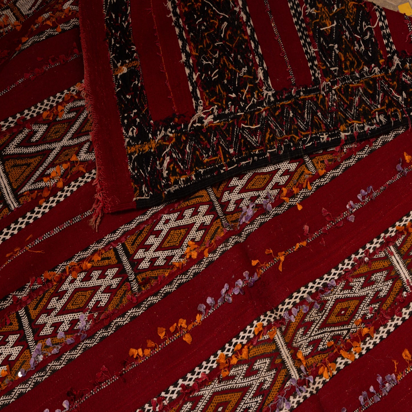 Large Vintage Moroccan Kilim Rug | Handwoven Berber Carpet | Red Tribal Wool Flatweave ; 12,63 ft / 5,41 ft