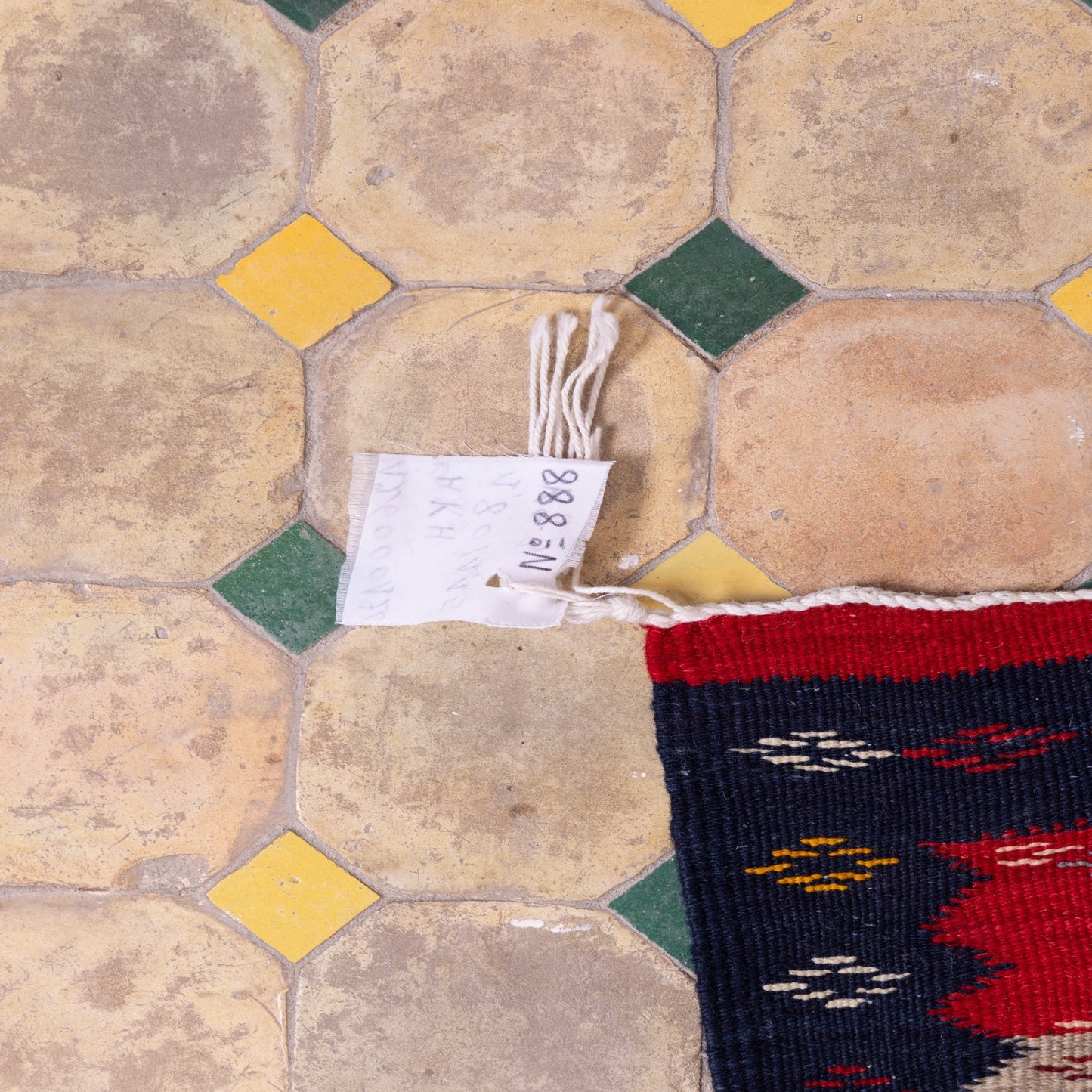 Vintage Moroccan Akhnif Rug – Handwoven Berber Wool Carpet ; 5,91 ft / 3,77 ft