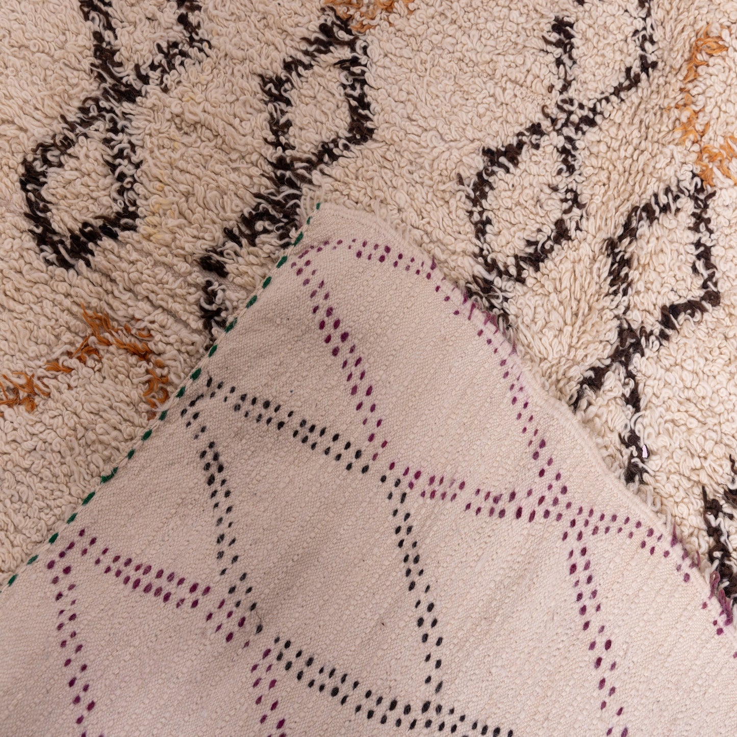 Vintage Moroccan Wool Rug – Authentic Handwoven Beni Ourain Berber Carpet ; 10,66 ft  / 6,07 ft