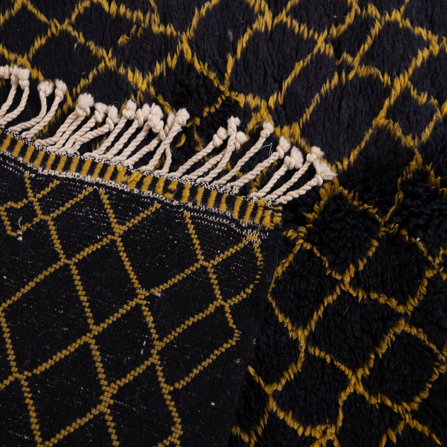 Handmade Mrirt Rug – 100% Wool Moroccan Berber Carpet – Black & Gold Geometric Wool Rug – Luxury Modern & Boho Home Decor