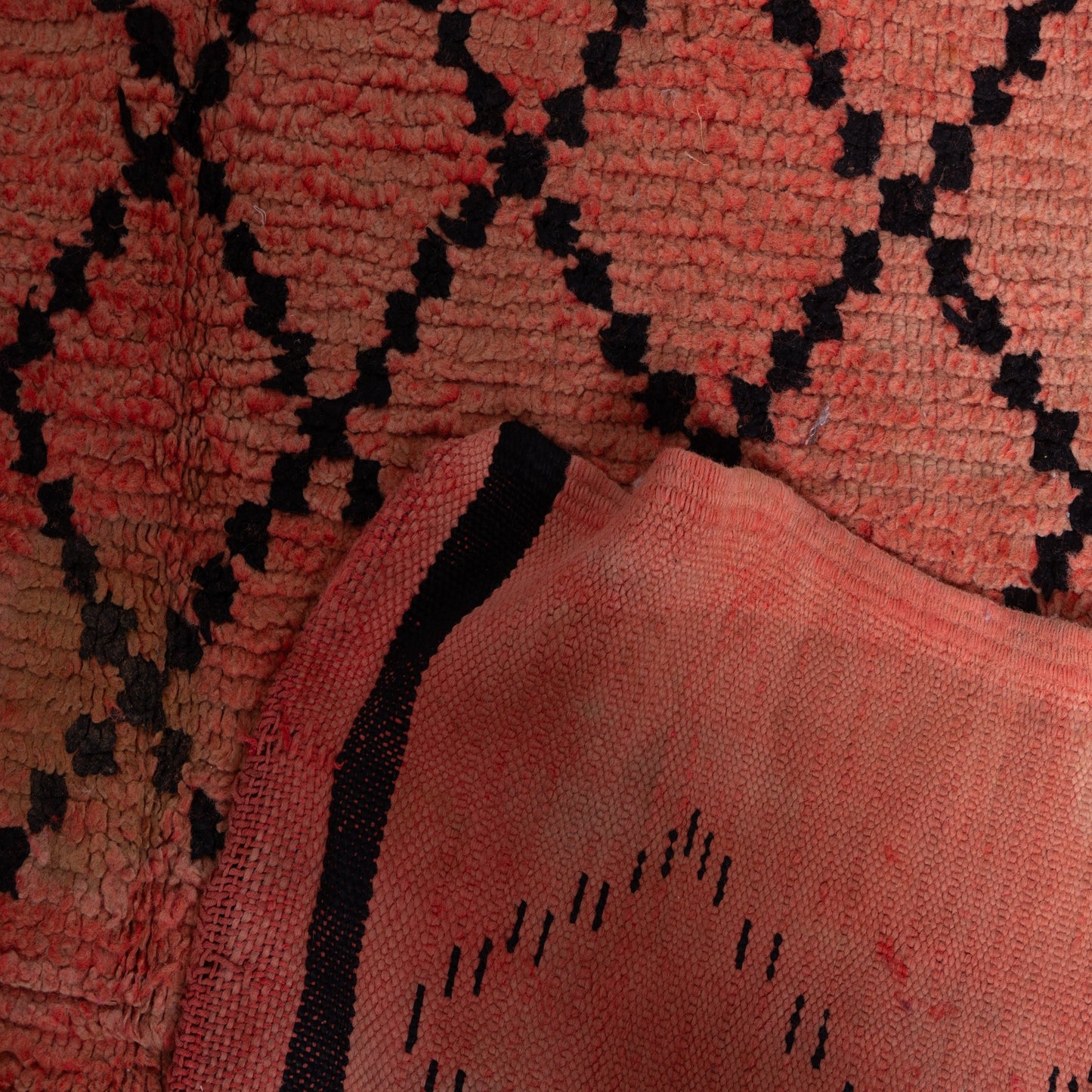 Vintage Moroccan Beni Ourain Rug – Handwoven Wool Diamond Lattice Carpet