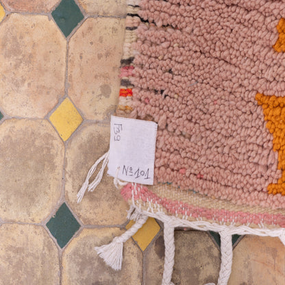 Minimal Abstract Boujad Rug – New Moroccan Wool Rug – Pink & Orange Modern Tribal Design – Handmade Berber Wall Hanging or Accent