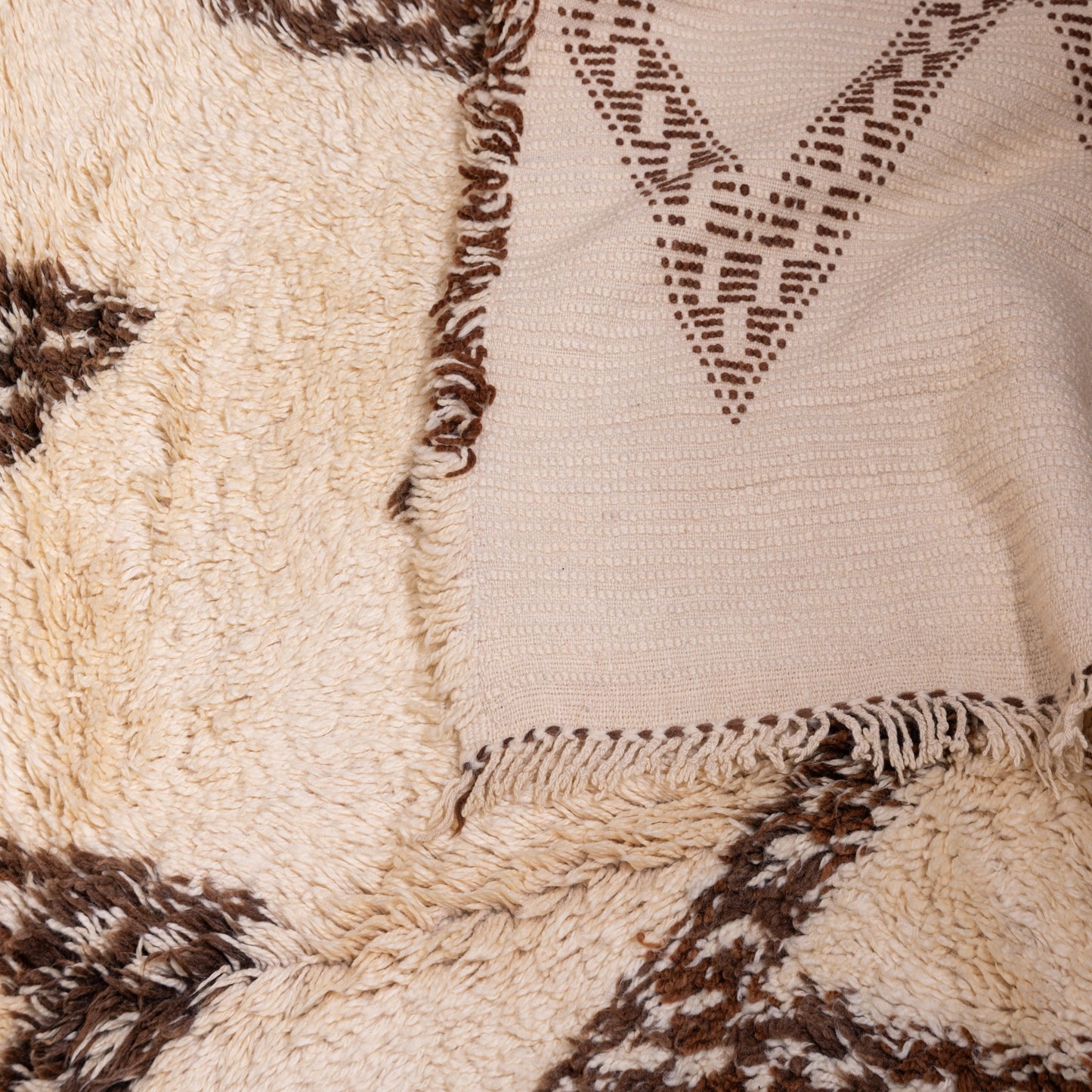 Authentic Vintage Moroccan Azilal Rug | Handwoven Berber Wool Carpet ; 8,37 ft / 6,56 ft