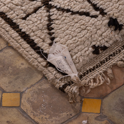 Vintage Moroccan Beni Ourain Rug | Handwoven Wool Berber Carpet with Geometric Diamond Patterns ; 7,38 ft  /  5,41 ft