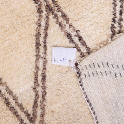 Handmade Moroccan Beni Ourain Rug – Authentic Wool Berber Carpet with Diamond Pattern ; 8,37 ft  /  6,07 ft