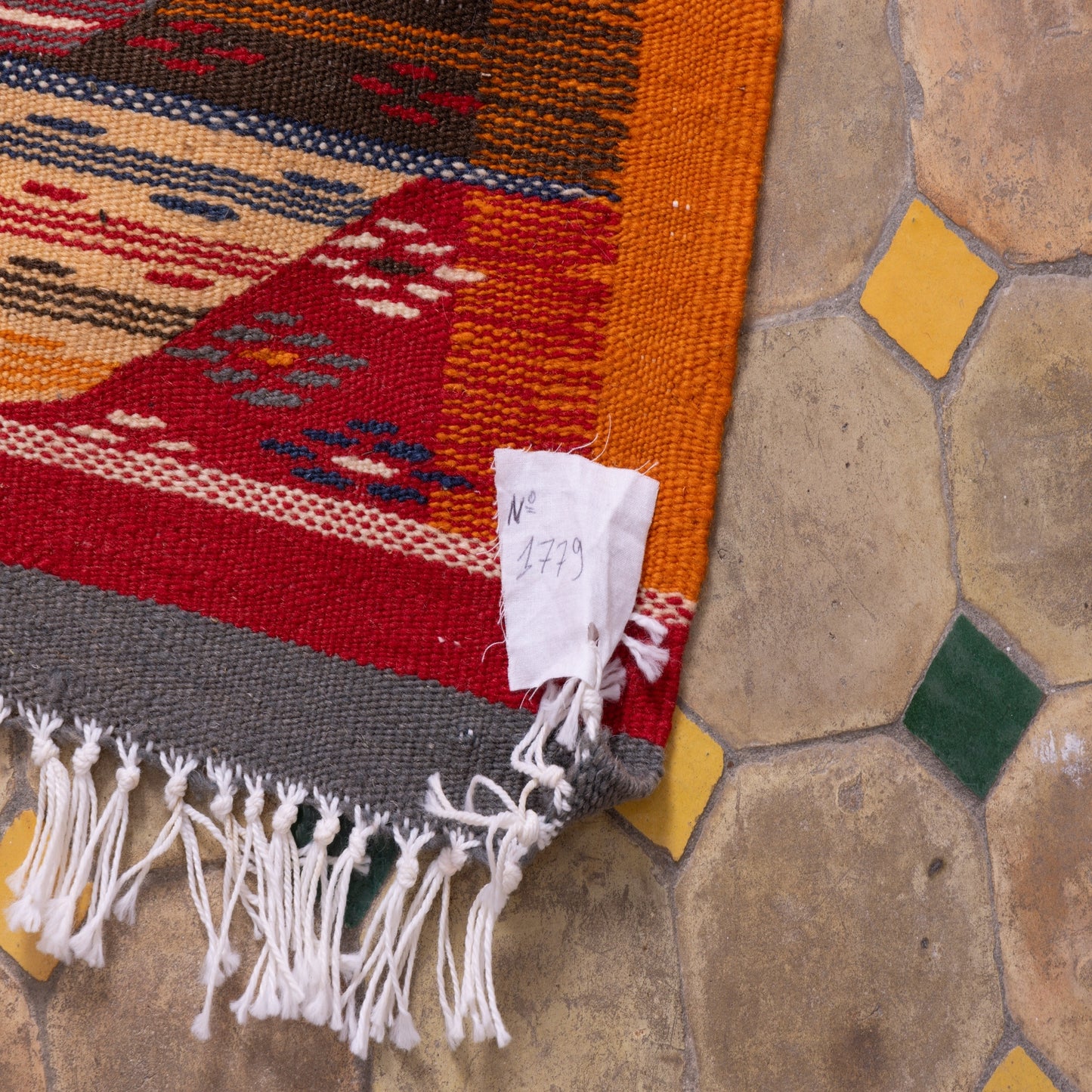 Handwoven Moroccan Akhnif Rug – Intricate Berber Wool & Cotton Carpet ; 8,53 ft / 4,92 ft