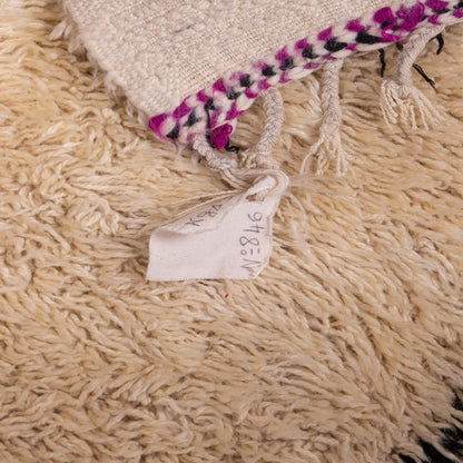 Vintage Moroccan Beni Ourain Rug – Handwoven Wool with Diamond Pattern ;  9,35 ft / 6,23 ft