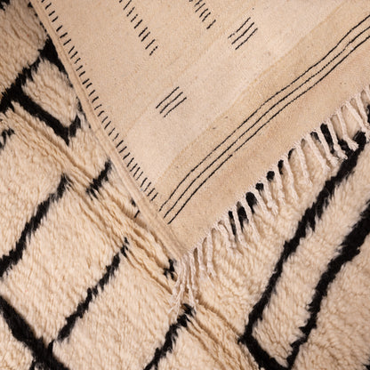 Modern Black & White Azilal Rug - Handmade Moroccan Wool & Cotton Carpet - Geometric Tribal Grid Wall Decor