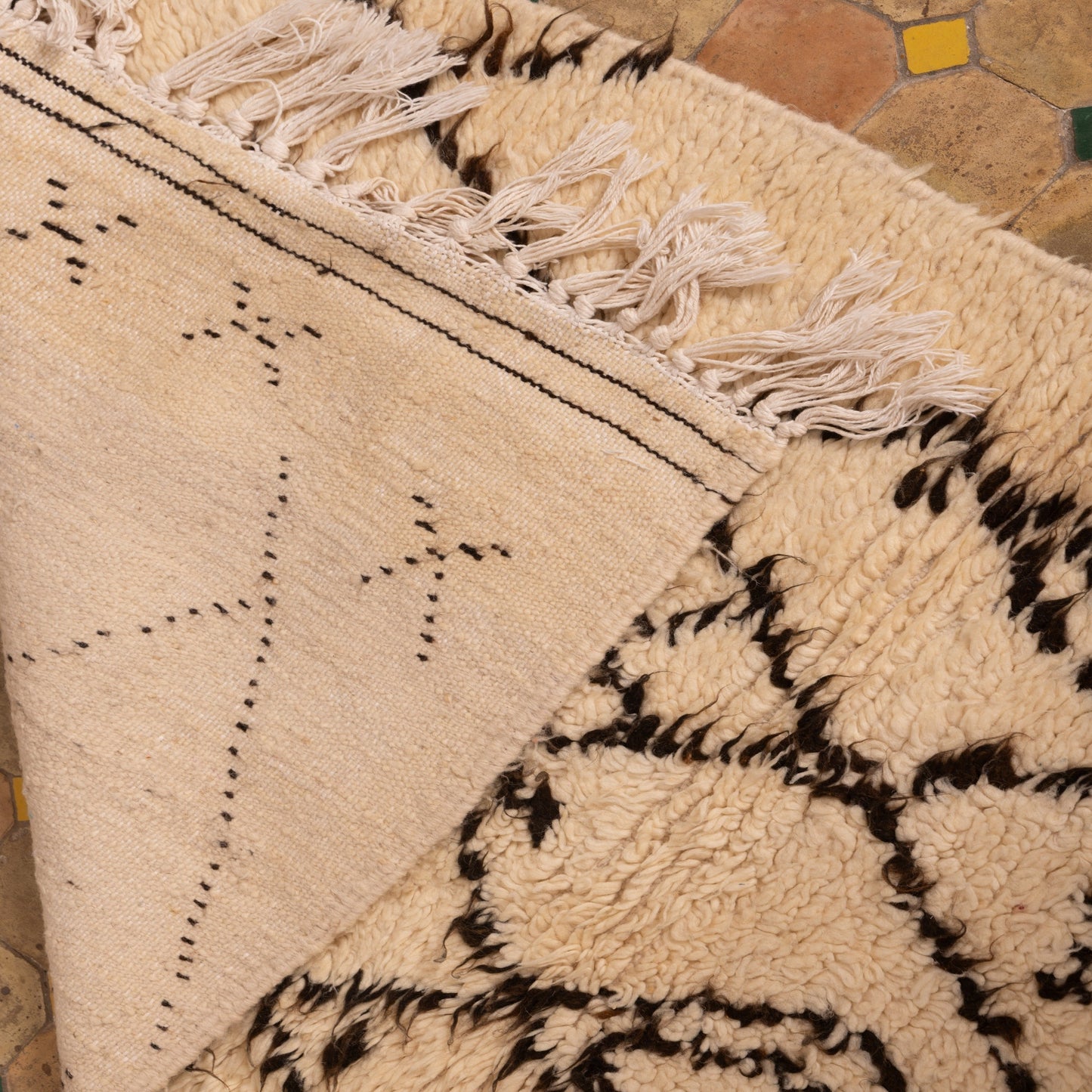 Neutral Berber Wool Rug - Handwoven Moroccan Azilal Runner - Tribal Diamond & Tree Motif