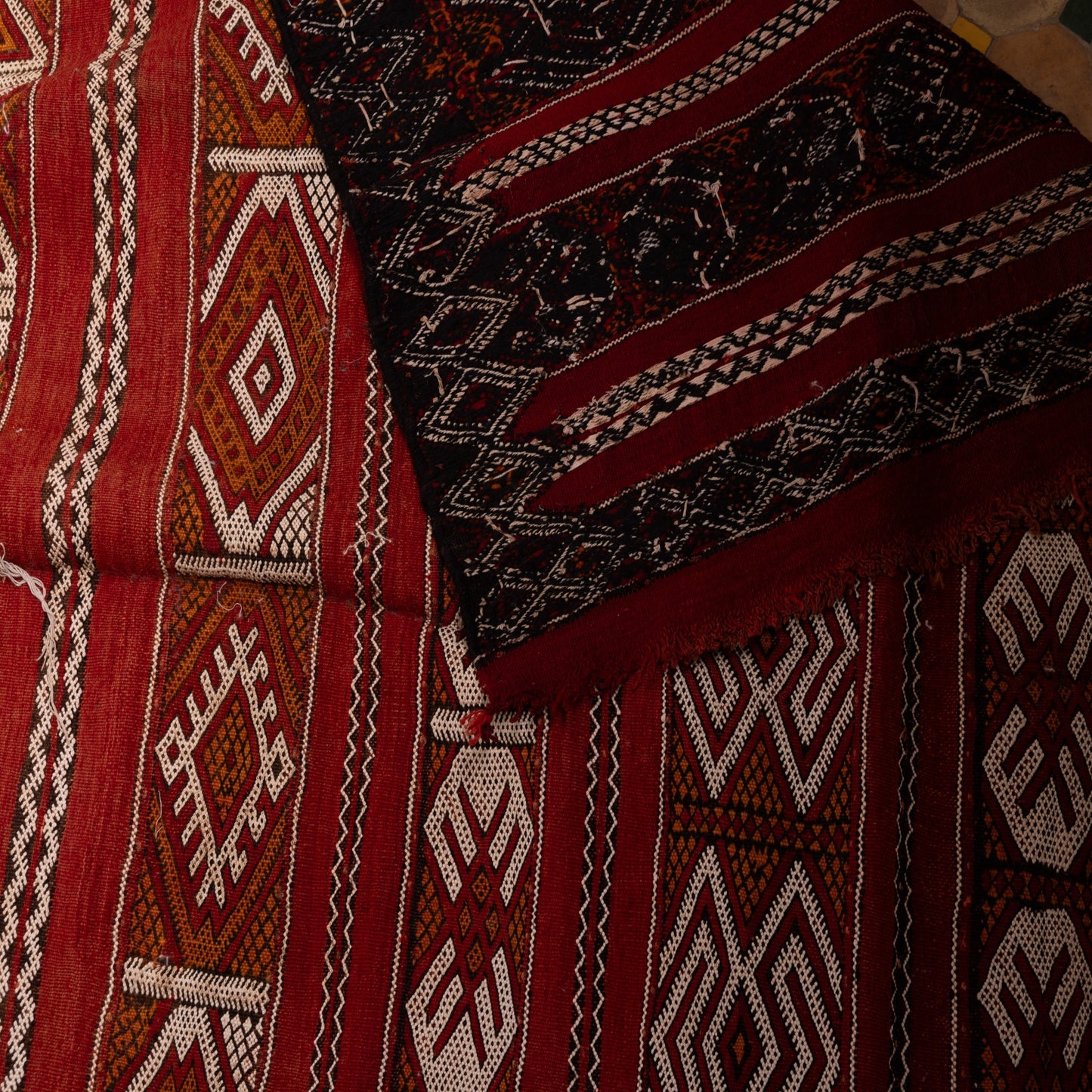 Vintage Moroccan Zemmour Rug | Handwoven Berber Kilim | Tribal Red Wool Carpet ; 11,98 ft / 5,91 ft