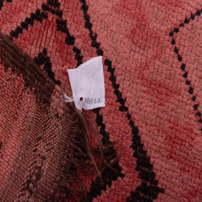 Vintage Moroccan Rehamna Rug - Timeless Red & Black Berber Wool Carpet ; 10,17 ft /  4,92 ft