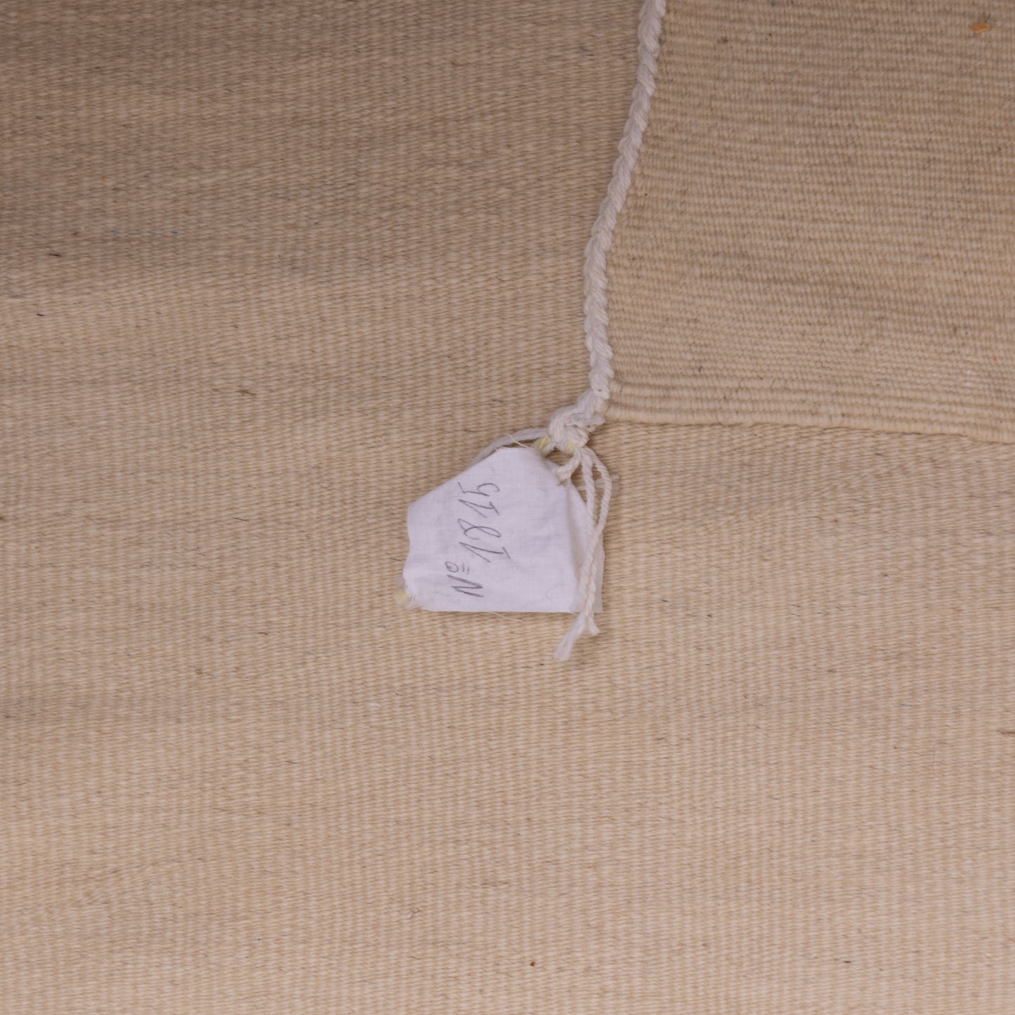 Handwoven Moroccan Akhnif Rug – Elegant Cream Berber Wool Carpet ; 10,01 ft / 6,56 ft