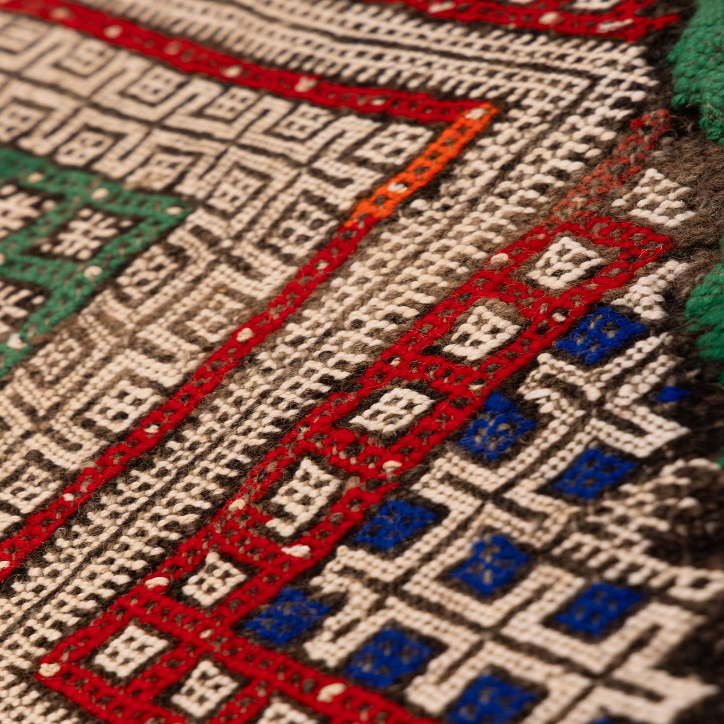 Handmade Moroccan Corridor Runner - Zigzag Tribal Design - 100% Wool