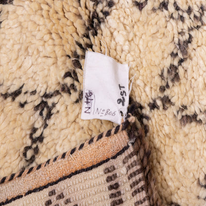 Vintage Beni Ourain Rug | Handwoven Moroccan Wool Carpet | Timeless Berber Geometric Design ; 9,51 ft / 6,23 ft