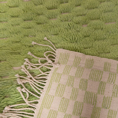 Handwoven Moroccan Wool Rug – Vibrant Green Boucherouite – Unique Artisan Boho Rug – Eco-Friendly Wool Carpet