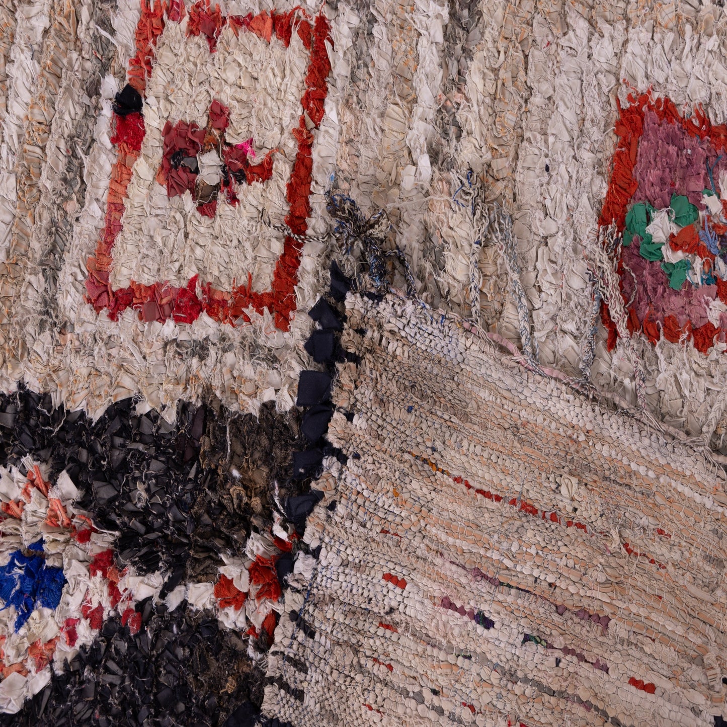 Vintage Moroccan Boucherouite Rug – Geometric Tribal Berber Carpet – Handwoven Shaggy Boho Rug