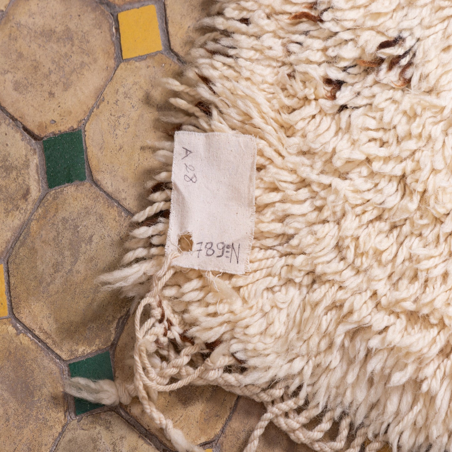 Authentic Vintage Moroccan Azilal Rug | Handwoven Berber Wool Carpet ; 8,37 ft / 6,56 ft