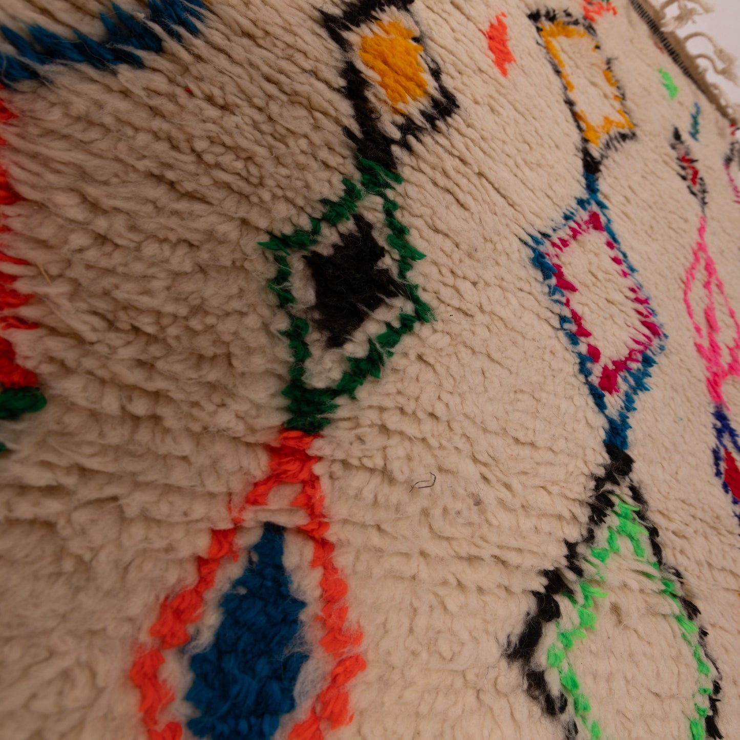 Colorful Small Azilal Rug - 80% Wool 20% Cotton Moroccan Handmade Carpet - Bright Diamond Tribal Design