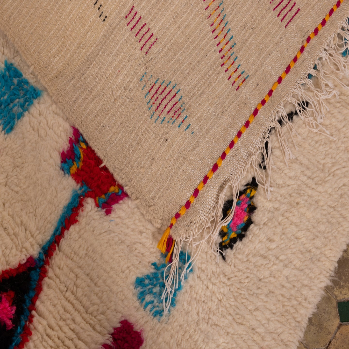Colorful Azilal Rug - Moroccan Handmade Wool & Cotton Carpet - Boho Tribal Wall Hanging or Small Area Rug