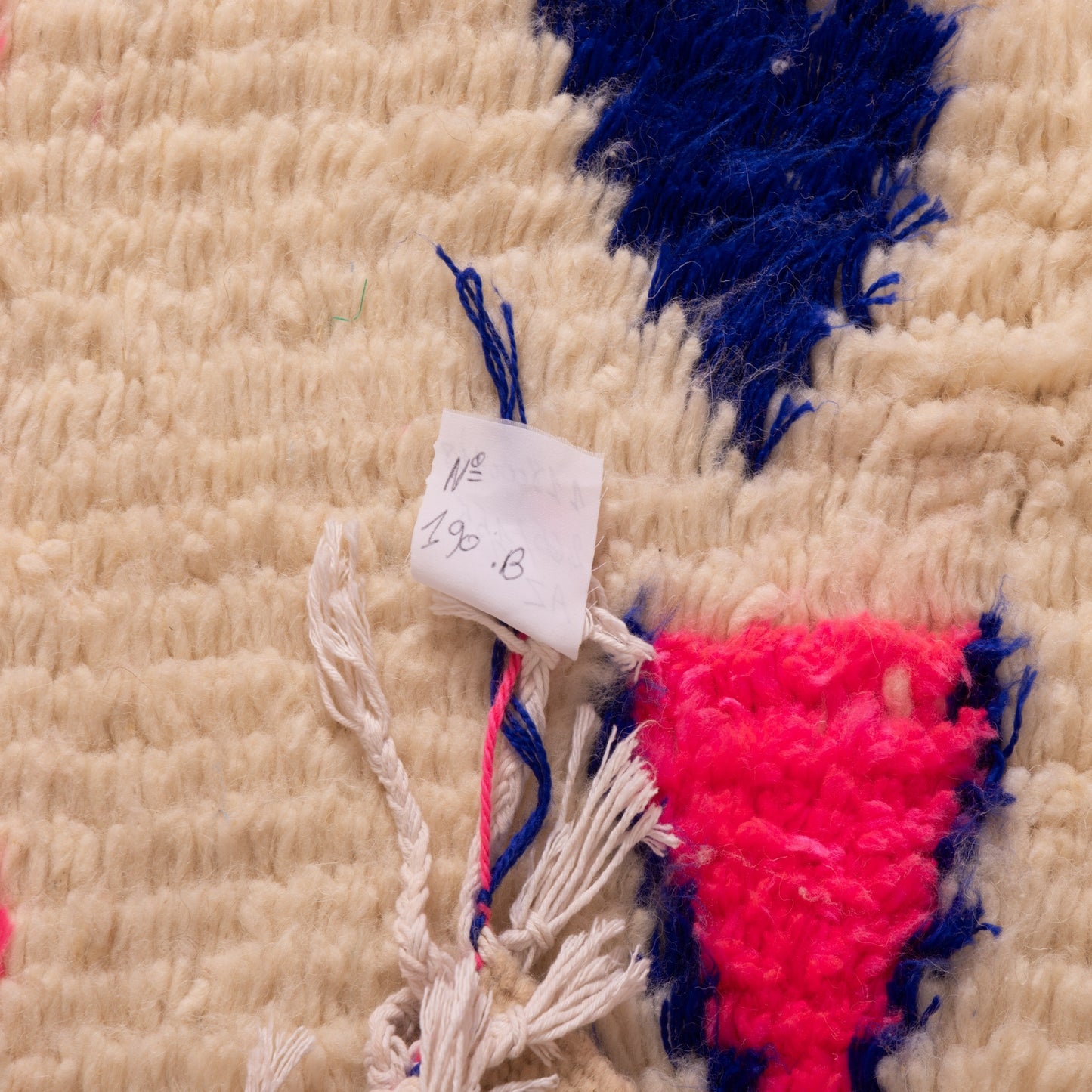 Modern Azilal Rug - Neon Pink & Indigo Tribal Pattern - Moroccan Handwoven Carpet - 80% Wool 20% Cotton - Boho Wall Hanging or Floor Art