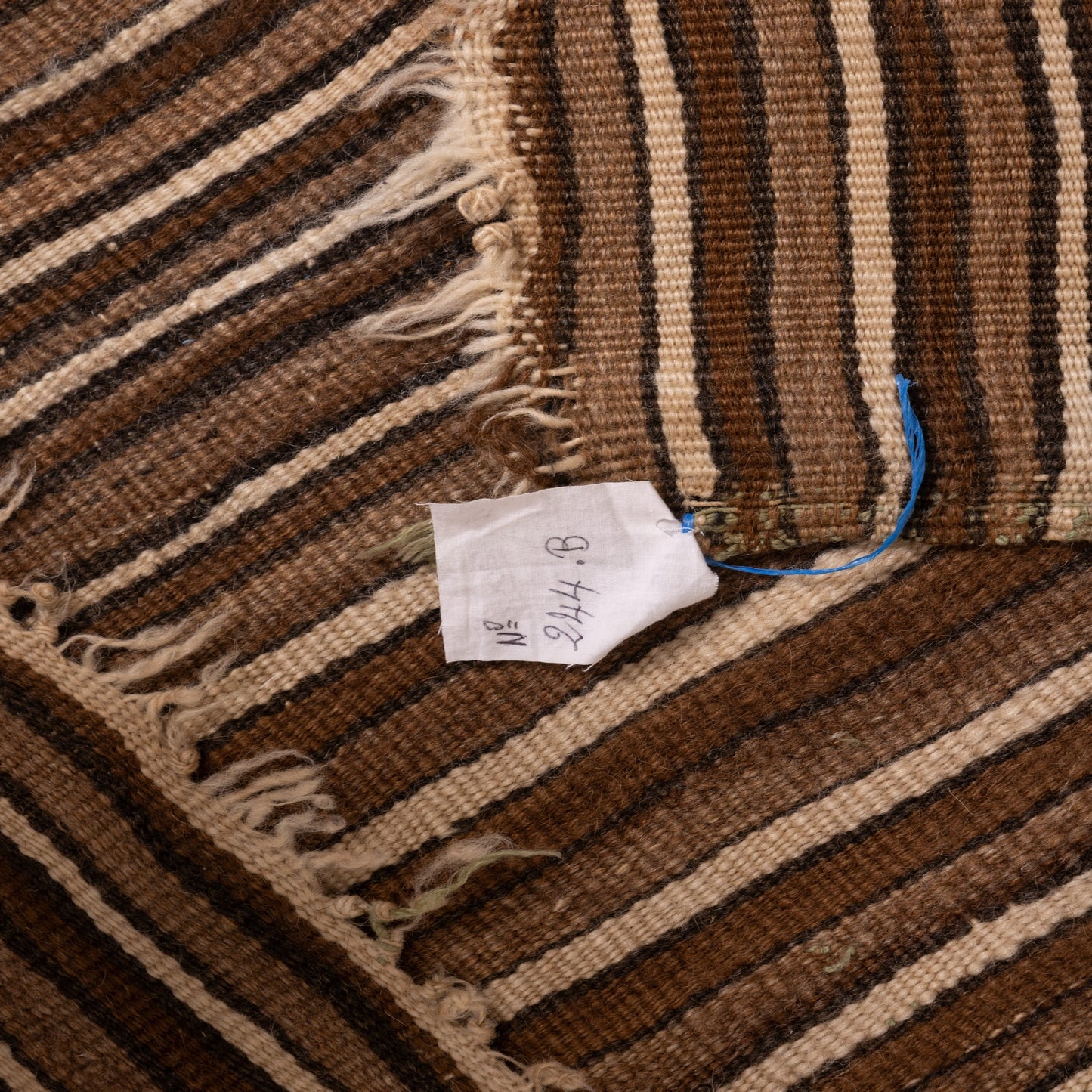 Vintage Moroccan Wool Blanket | Handwoven Berber Striped Throw | Nomadic Kilim Rug ; 7,55 ft / 4,10 ft