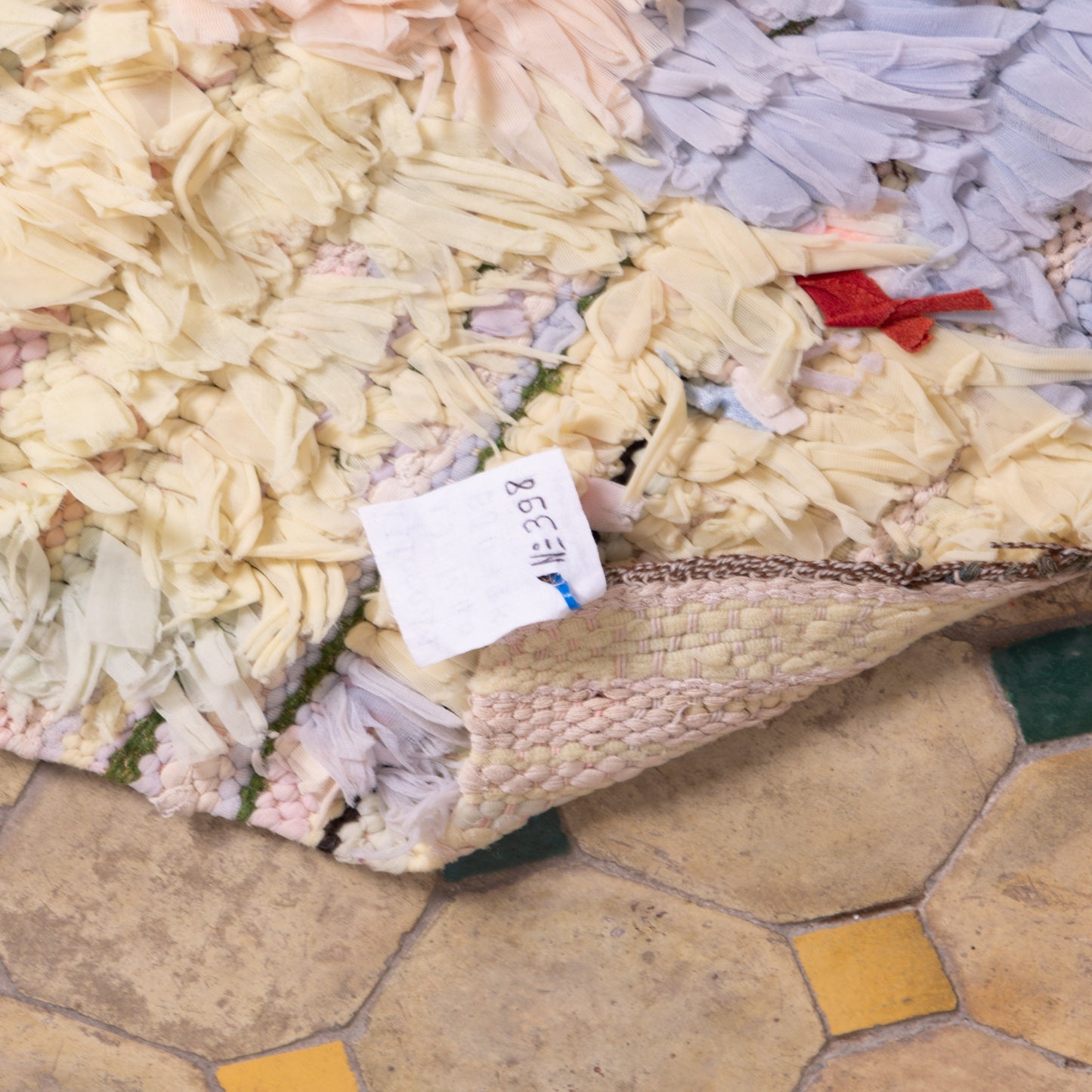 Vintage Moroccan Boucherouite Rug – Soft Pastel Abstract Berber Carpet – Handmade Boho Shaggy Rug