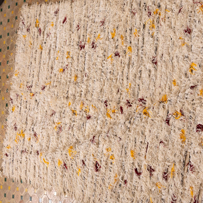 Handwoven Vintage Moroccan Handira Rug | Traditional Berber Wool Blanket | Neutral Striped Bohemian Rug | Unique Moroccan Wedding Blanket ; 8,86 ft / 5,25 ft