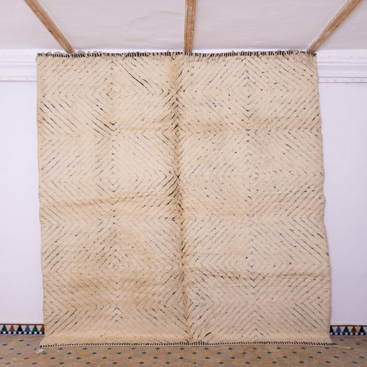 Authentic Mrirt Rug – Handmade Moroccan Wool Carpet – Minimalist Geometric Berber Rug – Luxury Soft & Thick Wool Area Rug